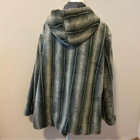 Faux fur green longline hooded oversized coat size L fall winter party holiday - Picture 3 of 9
